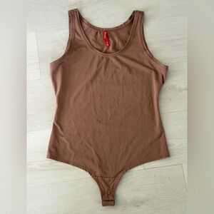 Spanx Womens Suit Yourself Scoop Neck Tank Bodysuit Color Mocha Size L  20328R